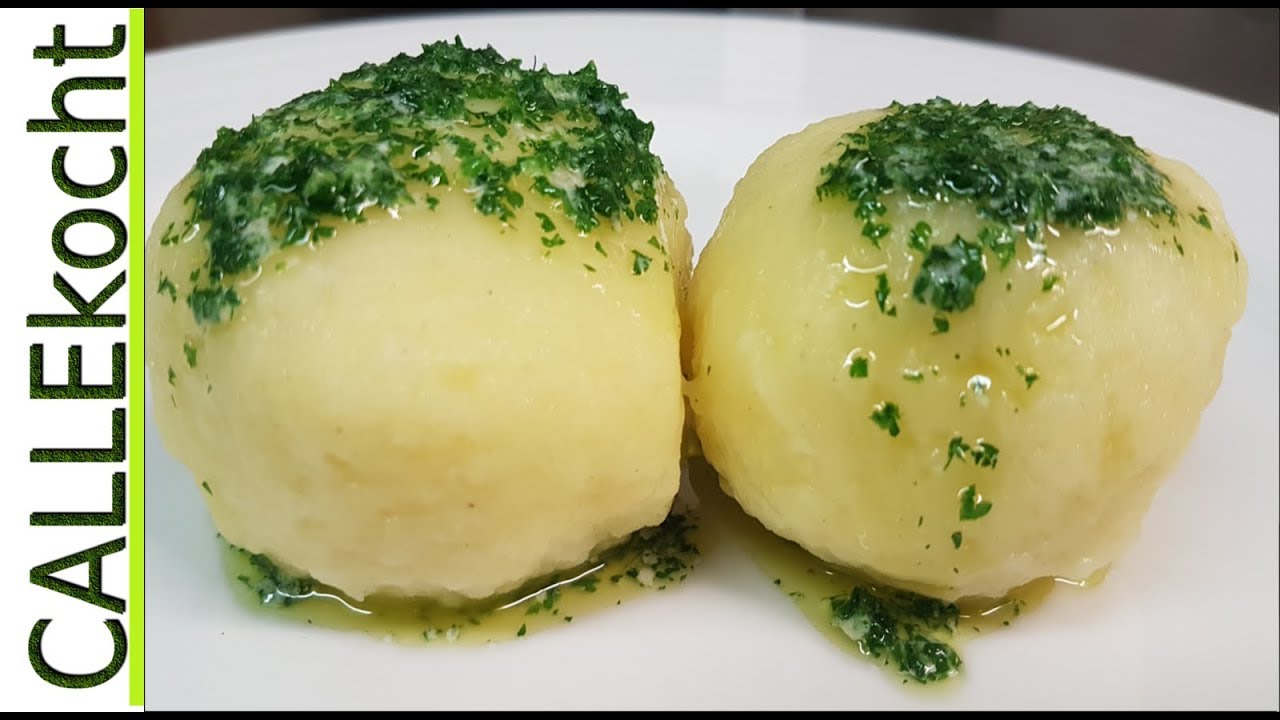 Perfekte Kartoffelklöße aus gekochten Kartoffeln selber machen - Omas ...