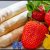 Süßer Spargel – Erdbeersalat als Nachtisch zubereiten – Rezept für ein süßes Spargel – Dessert