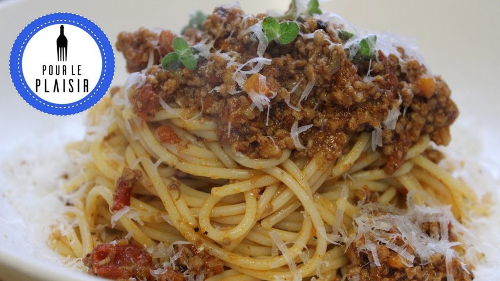 Spaghetti Bolognese, so wird sie noch besser! / Thomas kocht