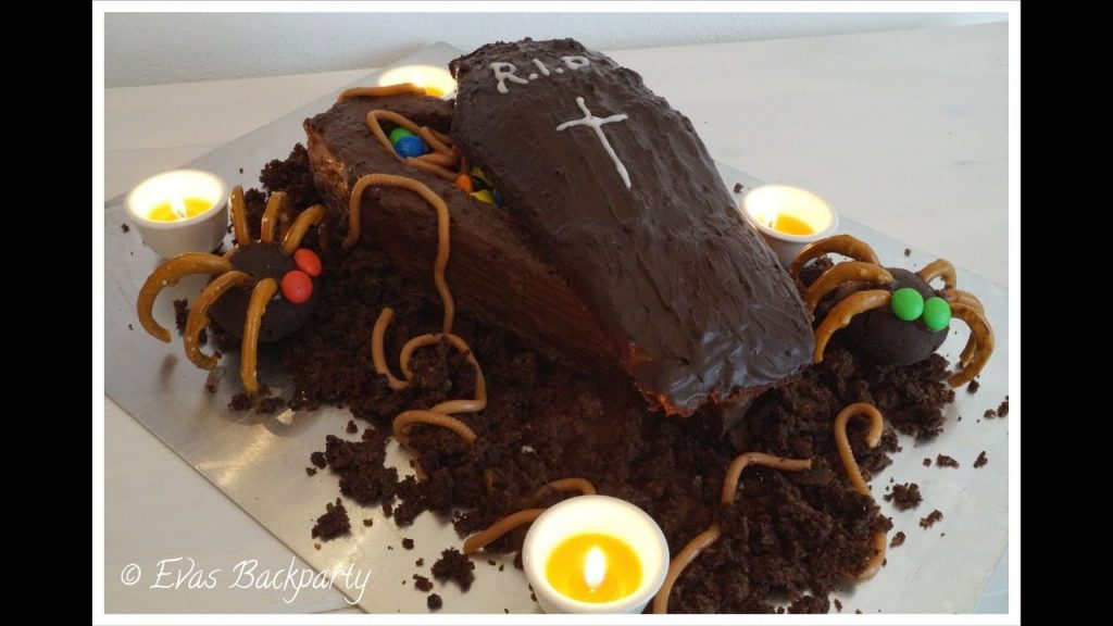schokoladiger Halloween – Sarg ( Schokoladen – Nuss – Kuchen mit Überraschung )