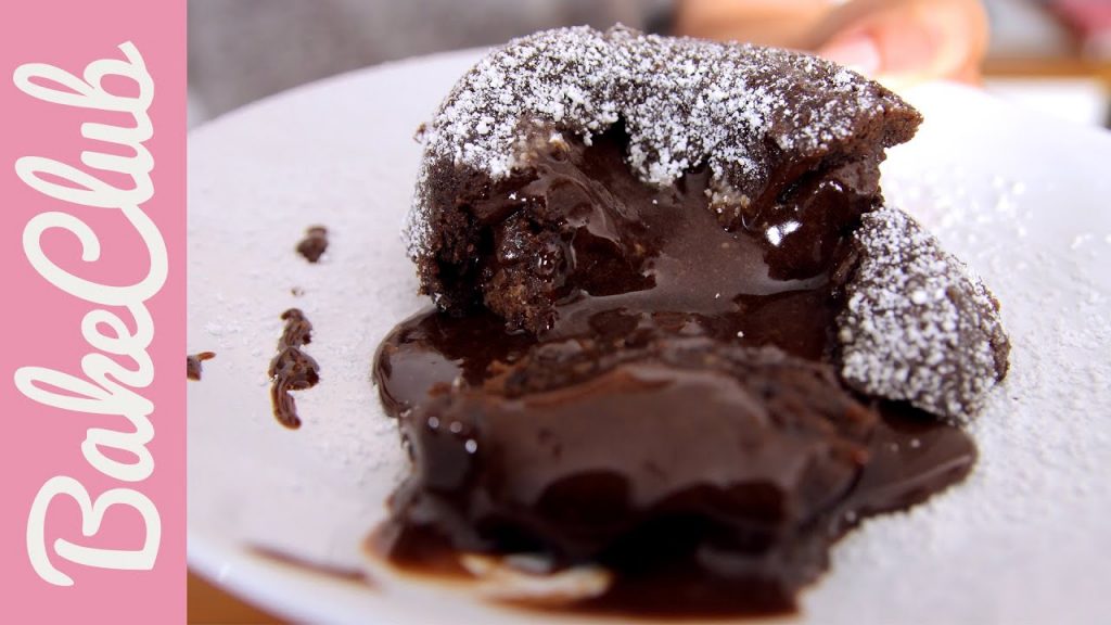 Chocolate Lava Cake (Fondant au Chocolat) | BakeClub