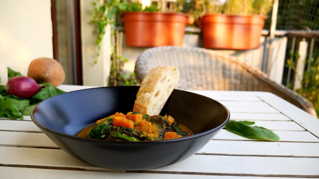 Süßkartoffel Spinat Curry mit Kokosmilch | Vegan | Let's Cook