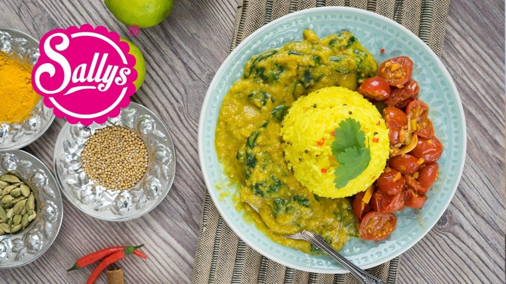 geniales Indisches Linsen-Curry mit einem warmen Tomaten-Salat / indische Woche / Sallys Welt