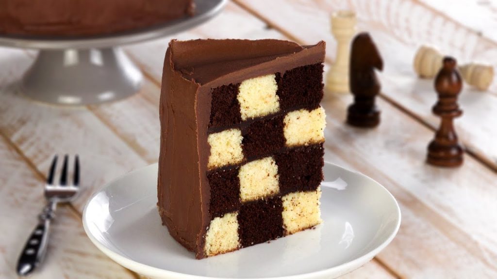 Schach Kuchen Rezept für eine saftige schwarz weiss Torte zu besonderen Anlässen