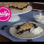 Blueberry Pie / Heidelbeer-Tarte mit Streuseln / einfach & schnell aus nur einem Teig! / Sallys Welt