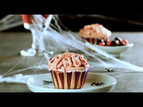Gehirn Muffins für Halloween – leichtes Rezept für gruseliges Gebäck