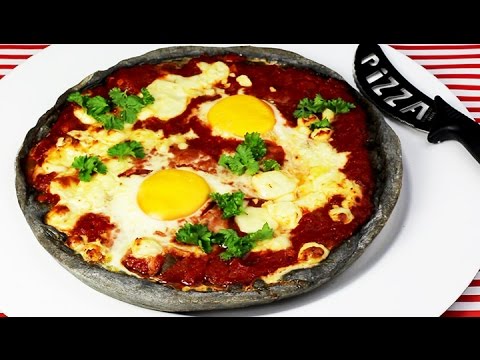 BLACK PIZZA SHAKSHUKA | vegetarisch