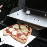 Turbo Pizza vom Gasgrill - Unboxing Moesta-BBQ Pizza Cover