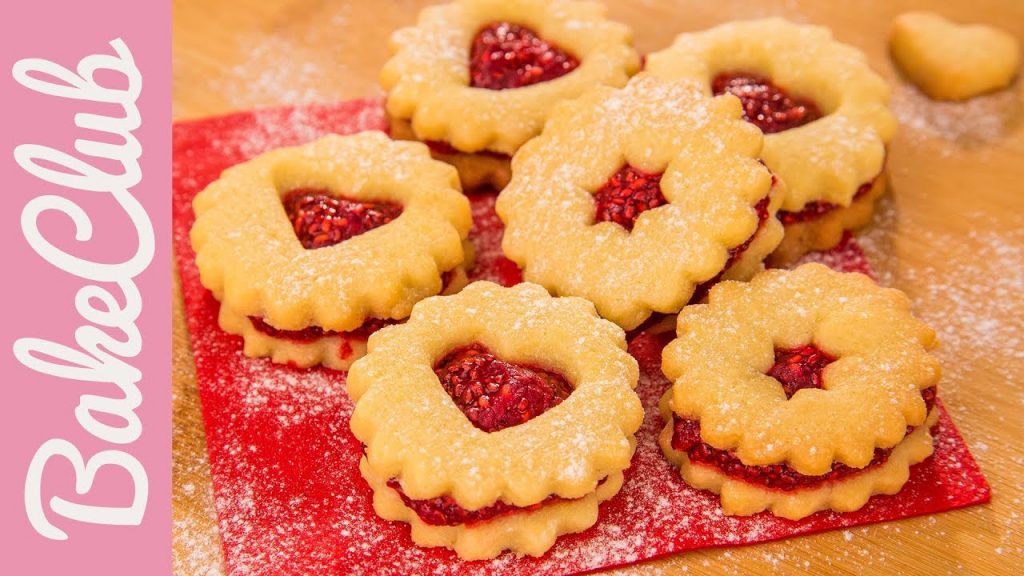 Butterplätzchen (Spitzbuben) mit Chia-Marmelade | Weihnachten | BakeClub