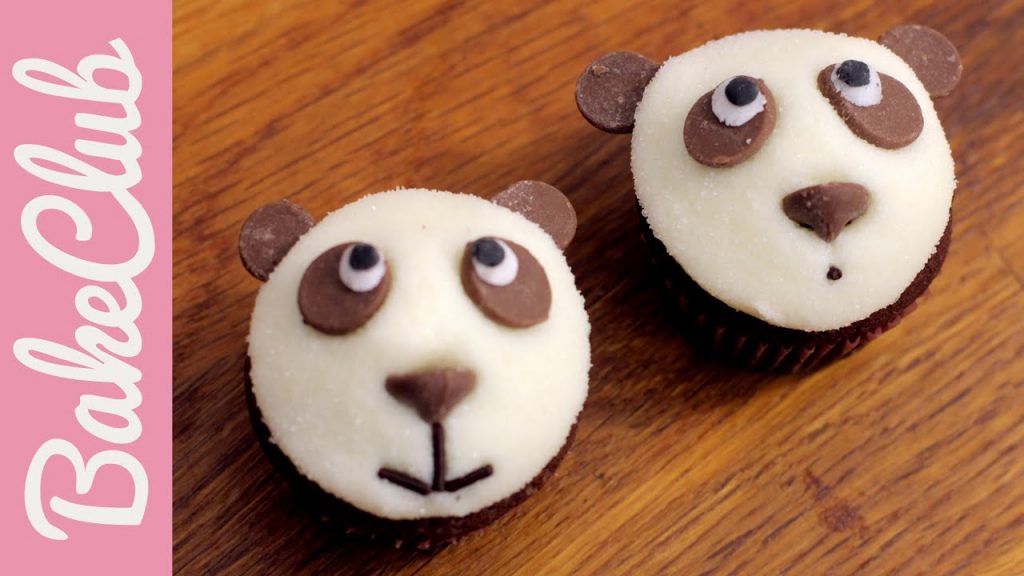 Panda Cupcakes | BakeClub