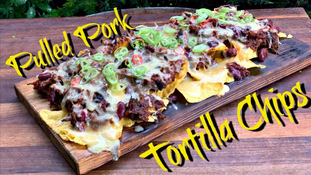 Pulled Pork Tortilla Chips – Fingerfood von der Zedernplanke