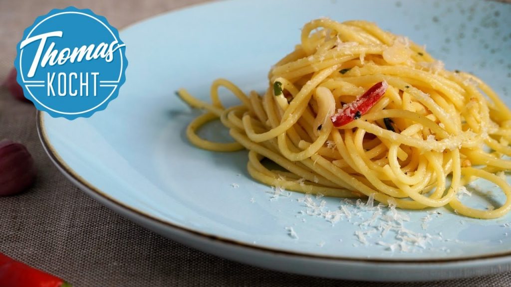 Pastagericht in 11 Minuten – Spaghetti aglio olio e peperoncino / Thomas kocht