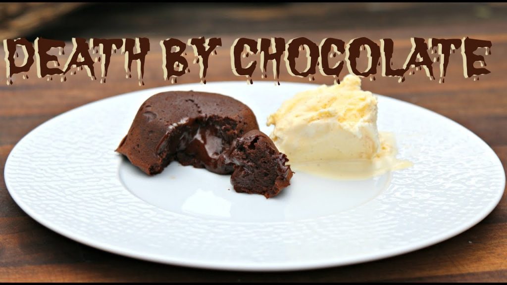 Schokokuchen mit flüssigem Kern – Death by Chocolate Cake  – Dessert vom Grill