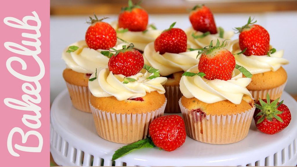 Erdbeer-Minz-Cupcakes | BakeClub