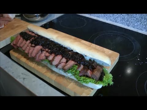 Flanksteak-Sandwich mit Zwiebelconfit
