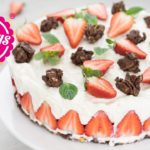 Schoko-Crossies Erdbeer-Torte / NO Bake / Kühlschranktorte / Sallys Welt