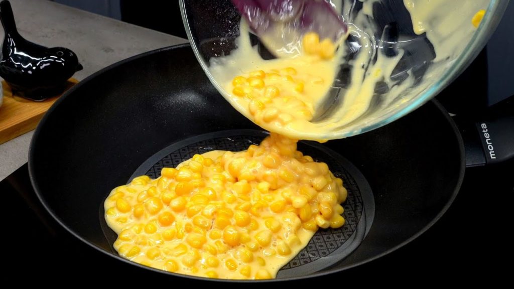 Nur Mais und Eier.  So einfach und unglaublich lecker!