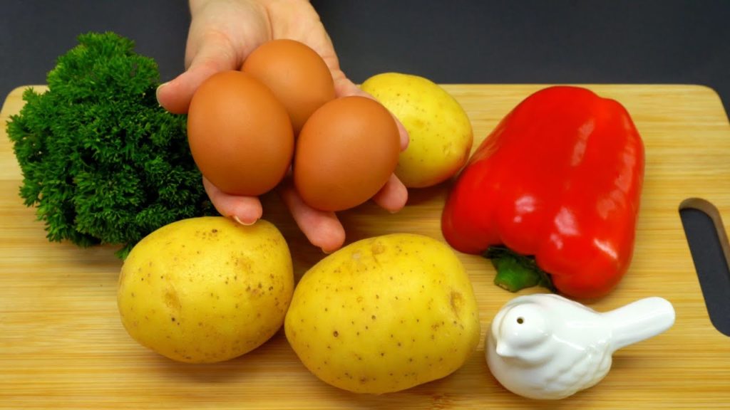 Wenn Sie Kartoffeln und Eier zu Hause haben, kochen Sie dieses einfache und sehr leckere Rezept!