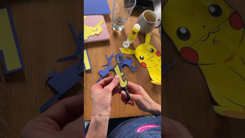 DIY Pokémon garland #party