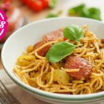 One Pot Sucuk-Spaghetti-Topf / 25 Minuten Rezept / Eintopf / Sallys Welt