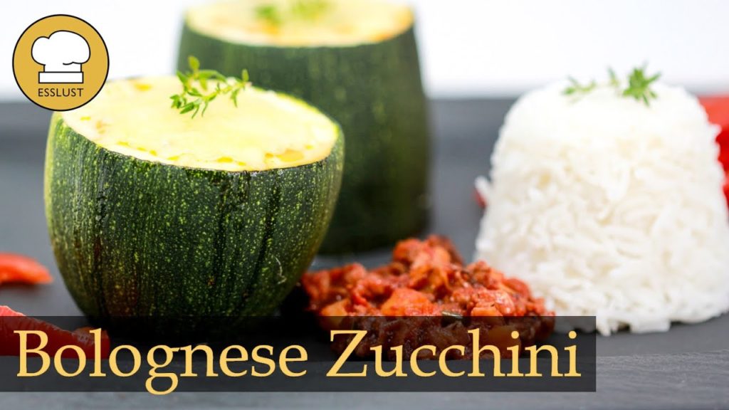 Gefüllte BOLOGNESE ZUCCHINI – low carb