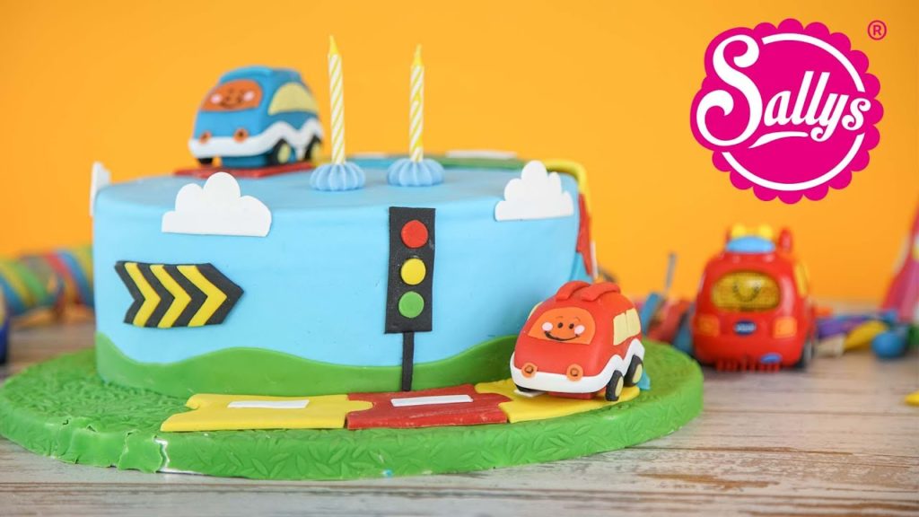 Tut Tut Babyflitzer Torte / Geburtstagstorte mit Autos / Regenbogentorte / Sallys Welt