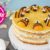 Sommerliche Bienentorte / Buttermilch-Stracciatella-Torte mit Pfirsich / Sallys Welt