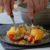 Gefüllte Paprika mit Kartoffelhaube aus dem Ofen: leckere Veggie-Küche