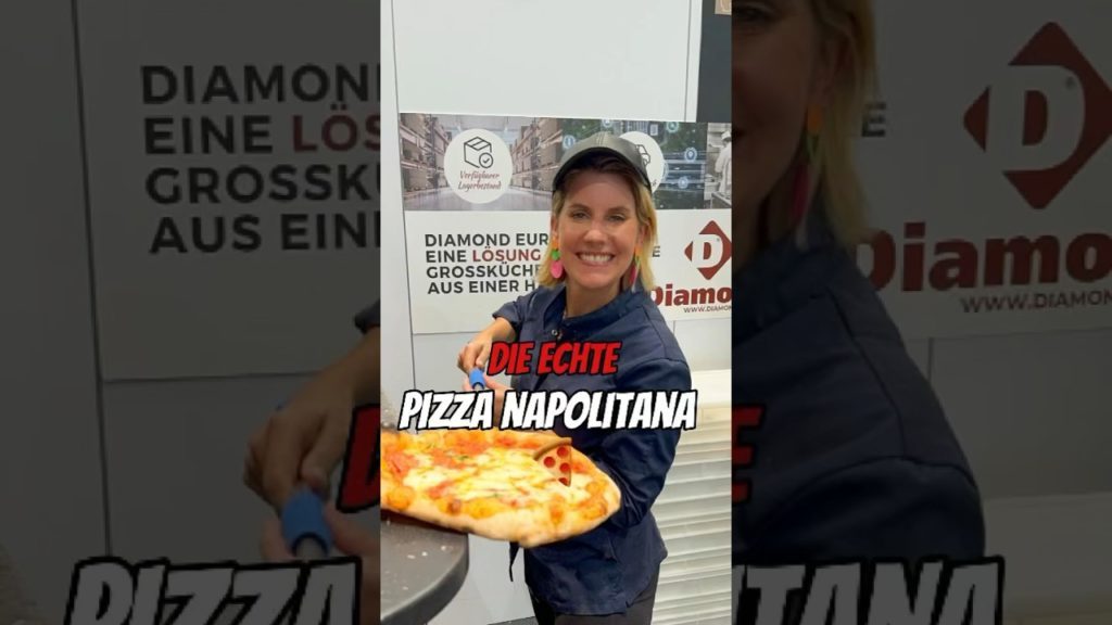 So macht man die klassische Pizza Napolitana! 🍕 Na, wer hat Lust bekommen? 🤤