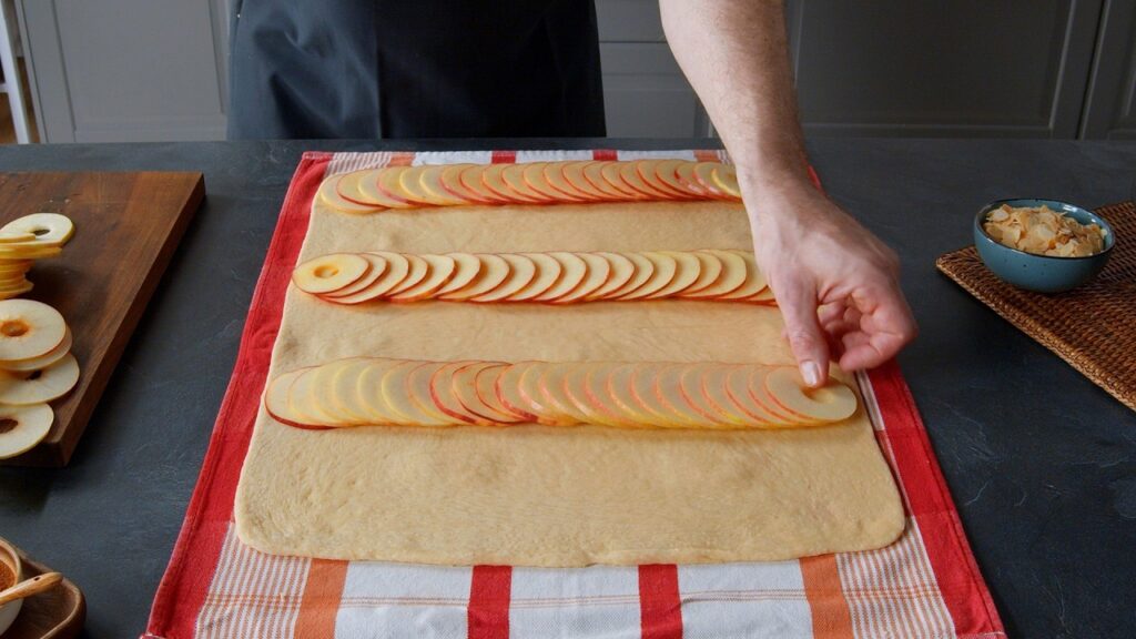 Apfelstrudel-Kuchen: saftiger Apfelkuchen mit Twist