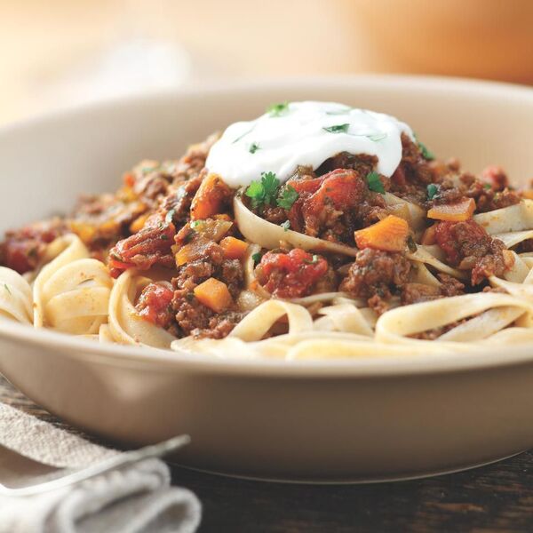 Türkische Pasta mit Bisonsauce