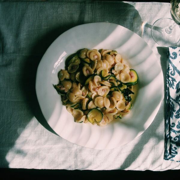 Orecchiette mit Zucchini und Pancetta