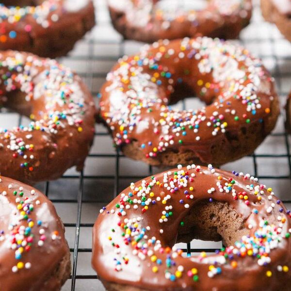 Glutenfreie Schokoladenkuchen-Donuts