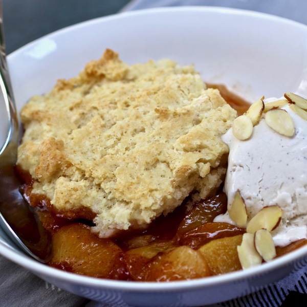 Veganer Südstaaten-Pfirsich-Cobbler