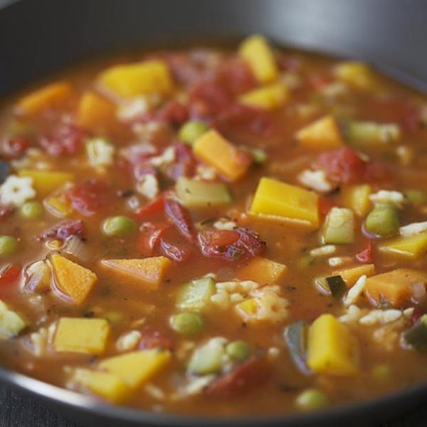 Würzige Wintergemüsesuppe