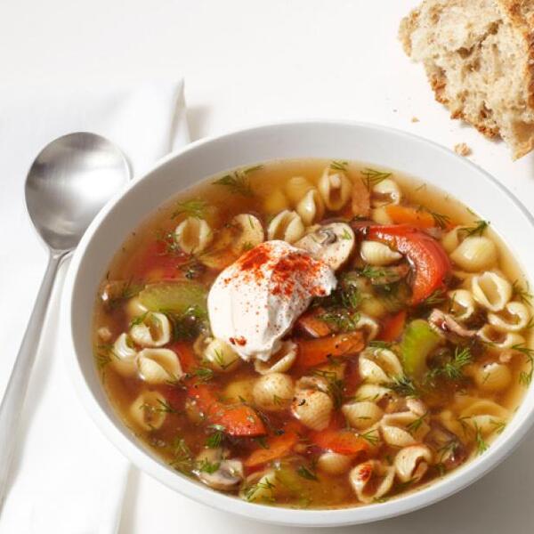 Dill-Minestrone-Suppe