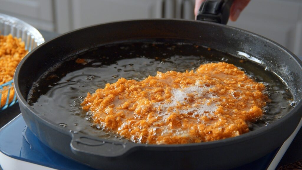 Extra crunchy – Hähnchenschnitzel mit Cornflakes-Panade