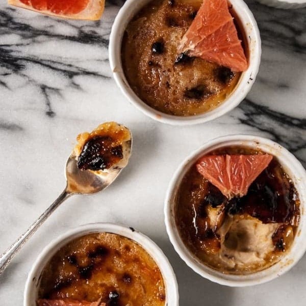 Vegane Grapefruit-Crème Brulee