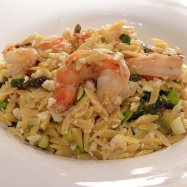 Orzo-Nudeln mit Garnelen