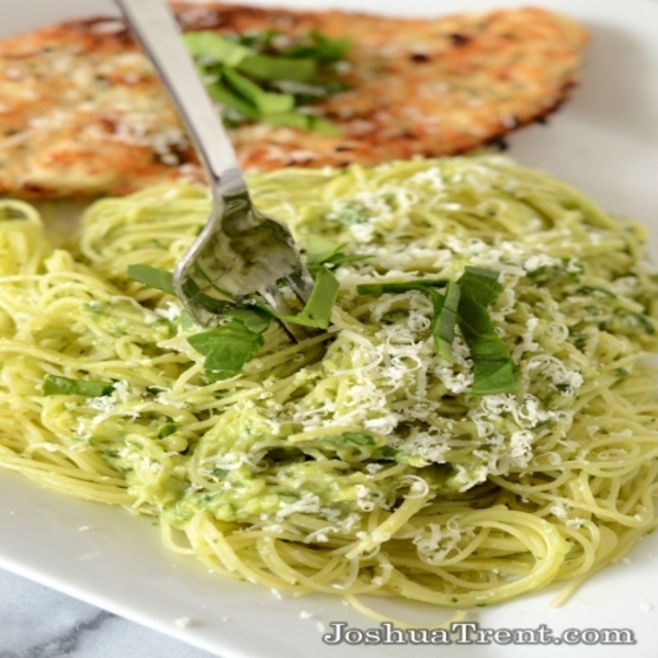 Cremige Avocado-Pasta