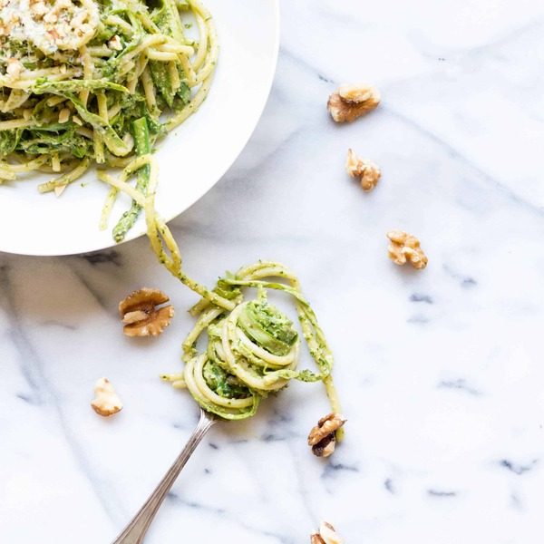 Pasta mit gehobeltem Spargel + Bärlauchpesto