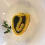 Rotolo di Pasta Biscotto: Rollende Spinatnudeln mit Joghurtsauce