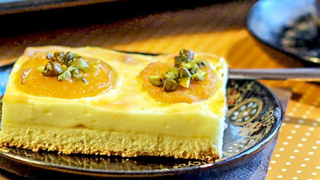 APRIKOSEN-CHEESECAKE mit Pistazien | Käsekuchen