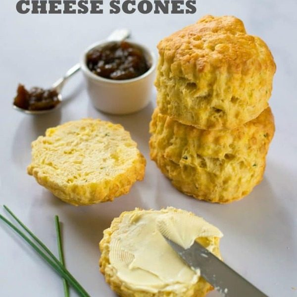 Vegane Käse-Scones