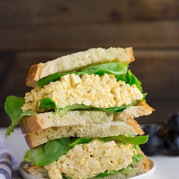 Veganes Eiersalat-Sandwich