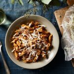 L'Artusis berühmtes Pilz-Ragout mit frischen Garganelli