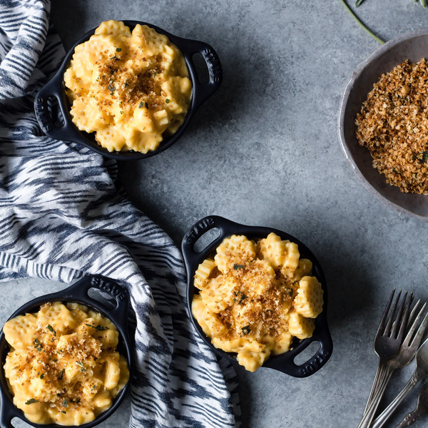 Veganer Butternutkürbis-Mac and Cheese