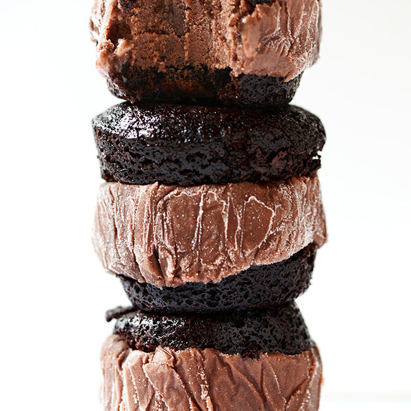 Brownie-Eiscreme-Sandwiches