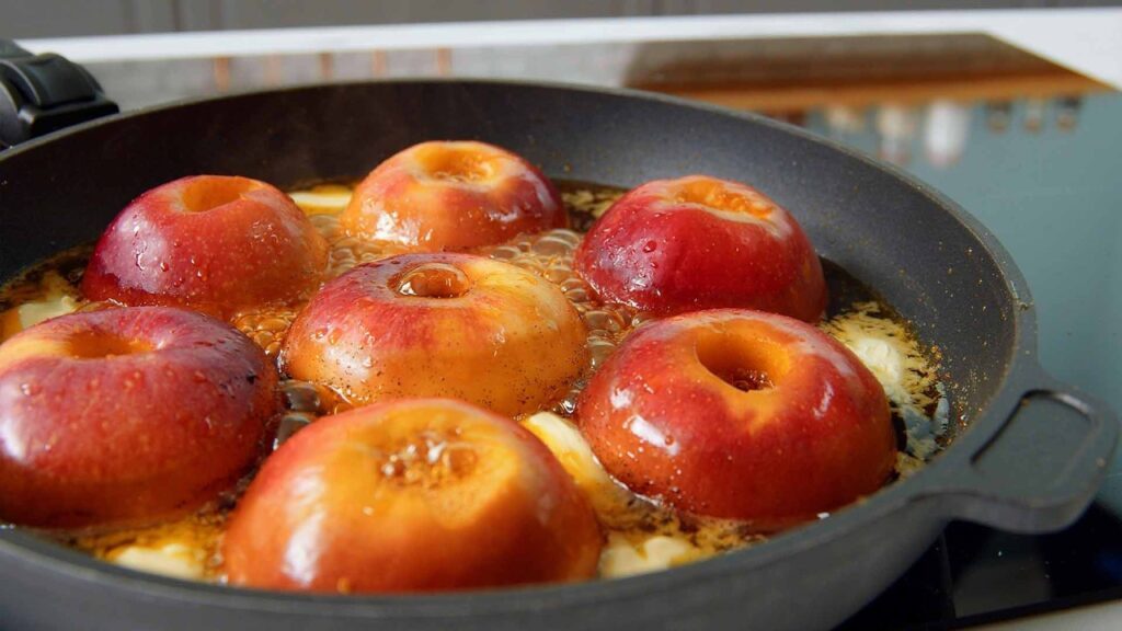 Apfelkuchen aus der Pfanne | Vergiss andere Apfelkuchen-Rezepte!