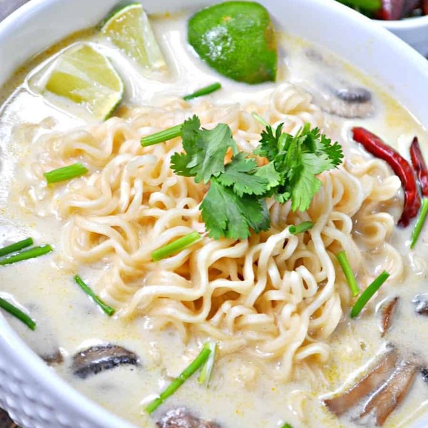 Vegane Tom Kha Gai Ramen